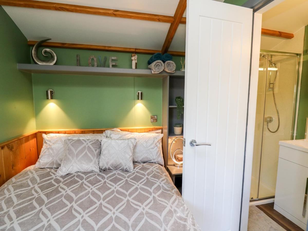 Wild Acre Villa Llangadog Luaran gambar
