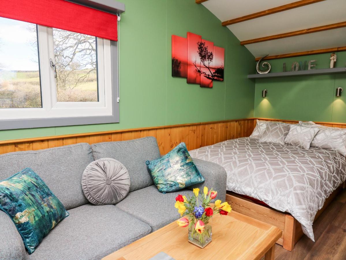 Wild Acre Villa Llangadog Luaran gambar